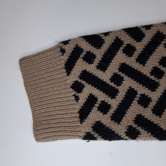 Carolyn Taylor Black and Tan Geometric Cardigan Women's XL #44 - Picture 8 of 10